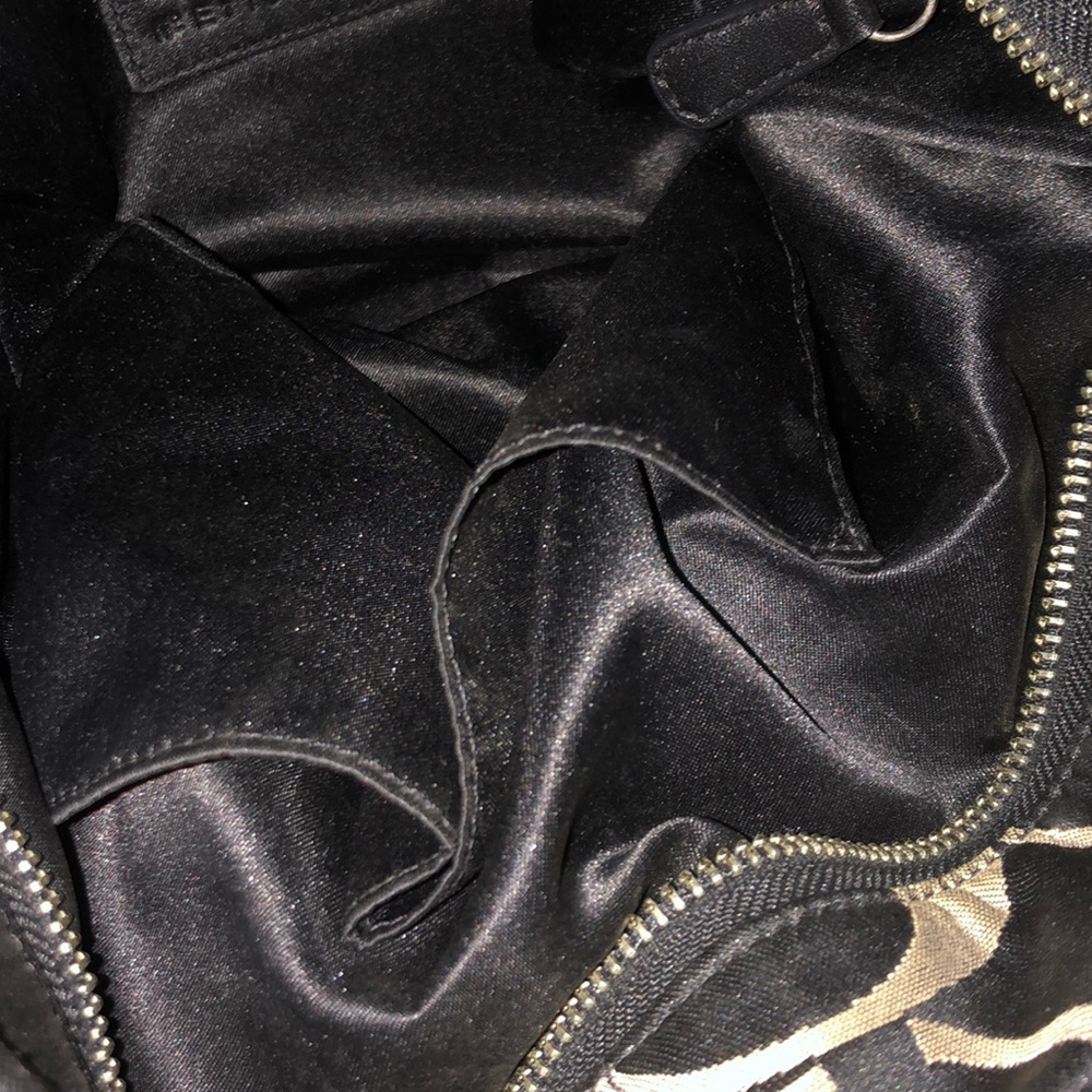 Coach purse - Picture 4 of 6